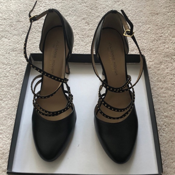 Black heels - Picture 2 of 6